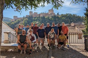 A group pic by Alhambra.